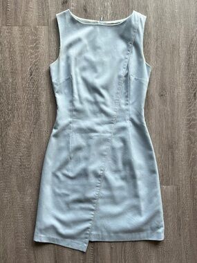 Tailored women's dress